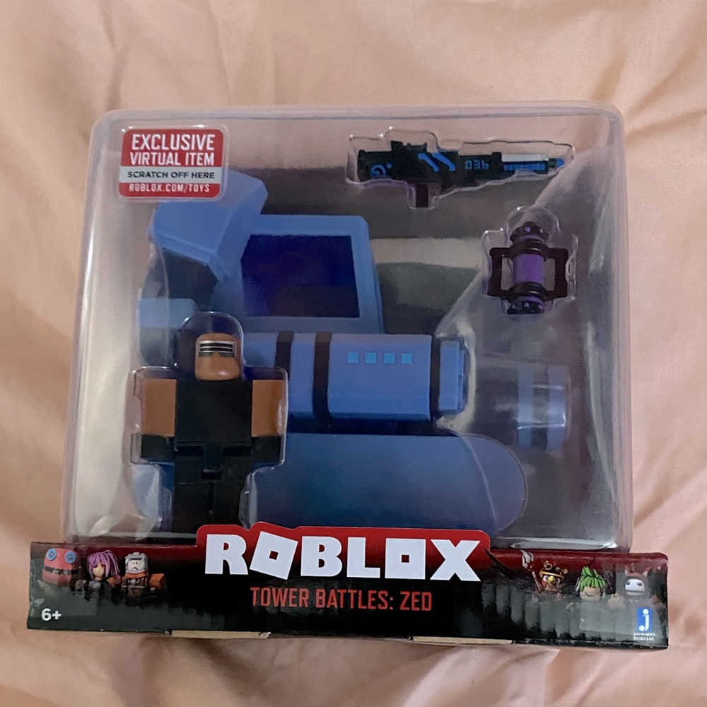 New! Roblox Tower Battles: Zed figure and vehicle